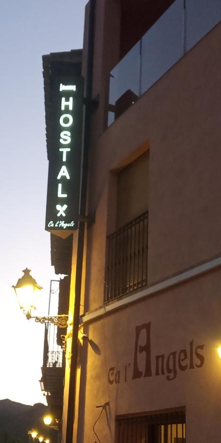 Ca L'Angels Hotel Prat de Comte Exterior photo